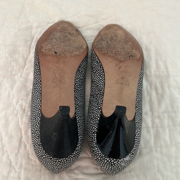 GENUINE VINTAGE Black white polka dot kitten heels 1950s 1960s Leather - Picture 7 of 11